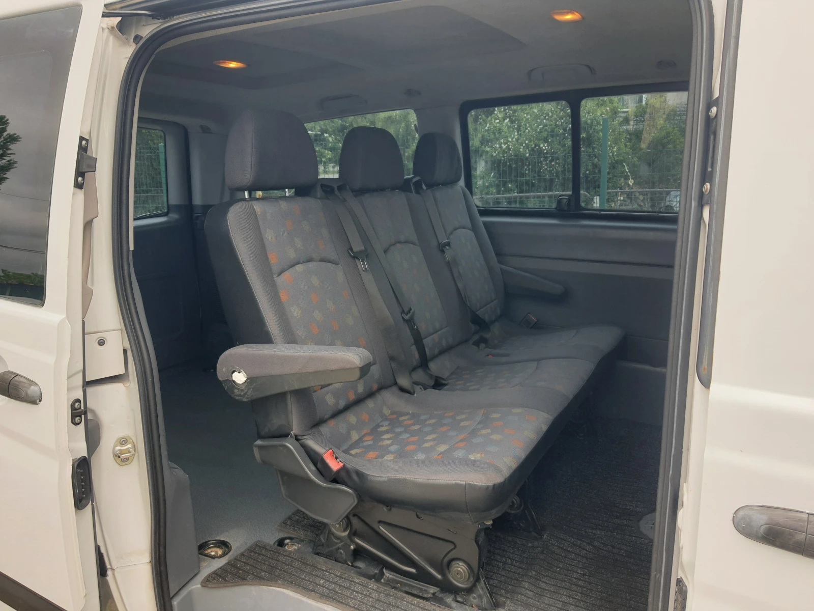 Mercedes-Benz Vito 2.2cdi, снимка 12 - Бусове и автобуси - 54882923