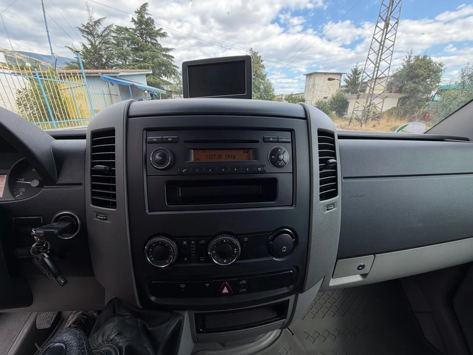 Mercedes-Benz Sprinter 315, снимка 10 - Бусове и автобуси - 55675217