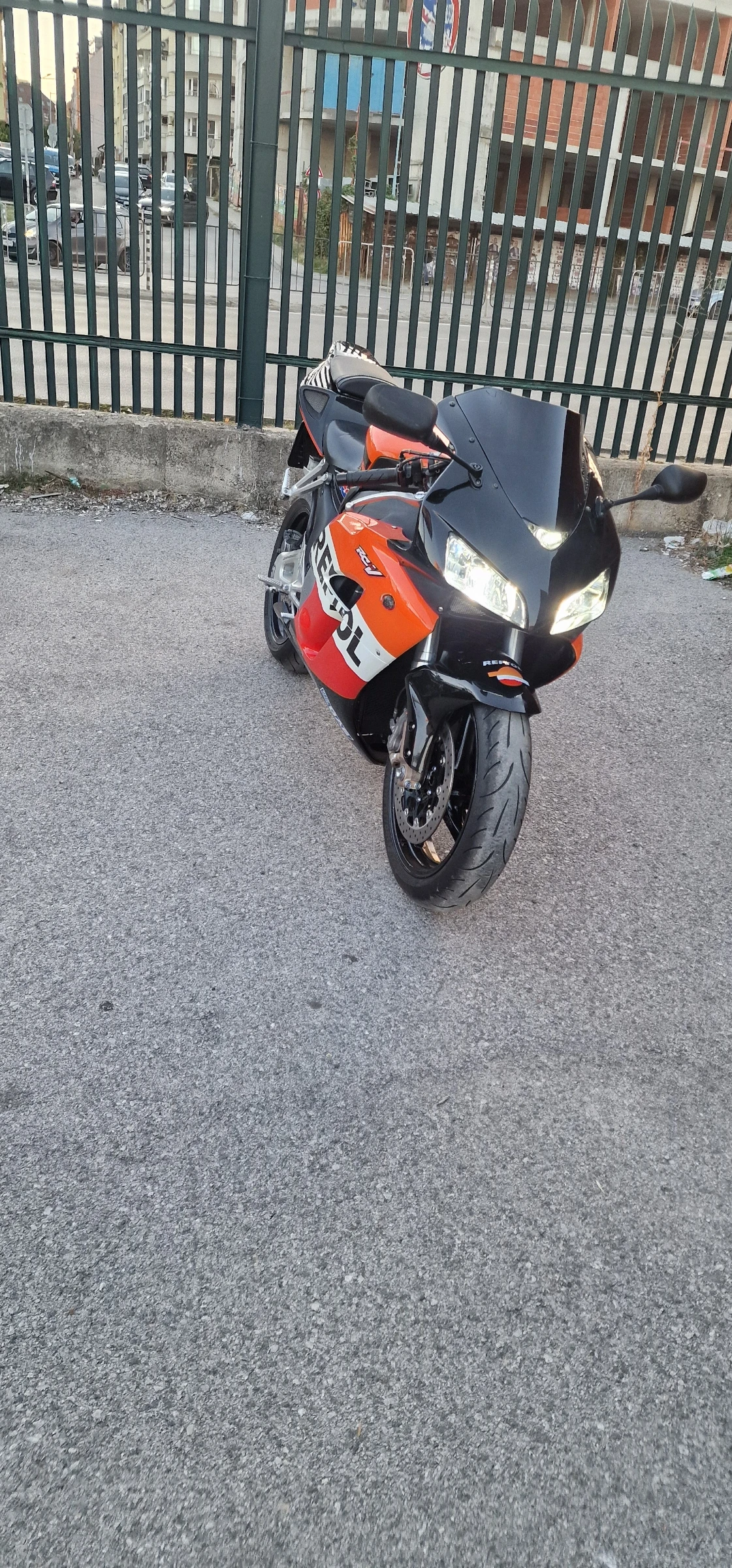Honda Cbr 1000 RR , снимка 10 - Мотоциклети и мототехника - 54385739