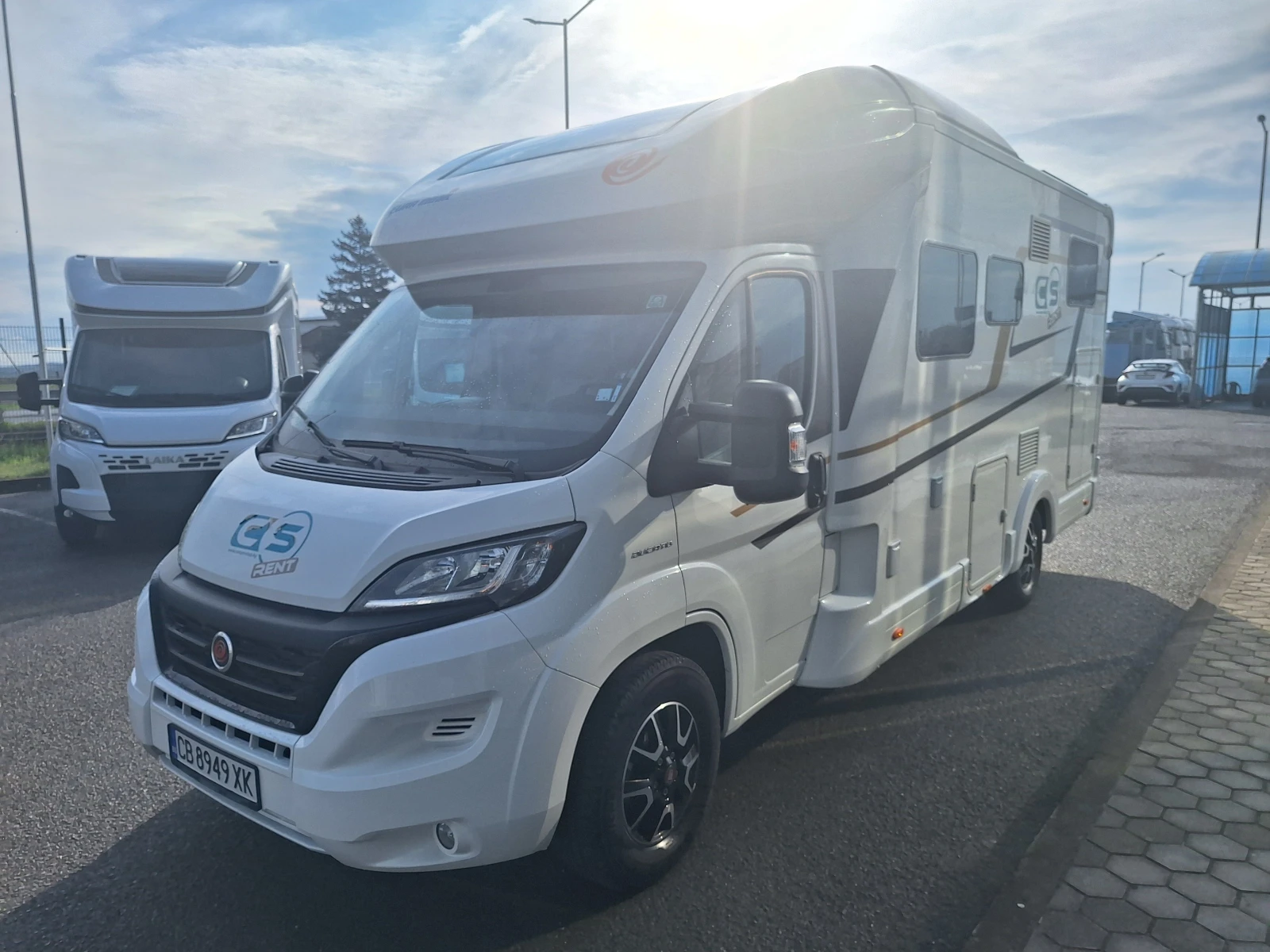 Кемпер Euramobil Profila RS, снимка 2 - Каравани и кемпери - 54339186