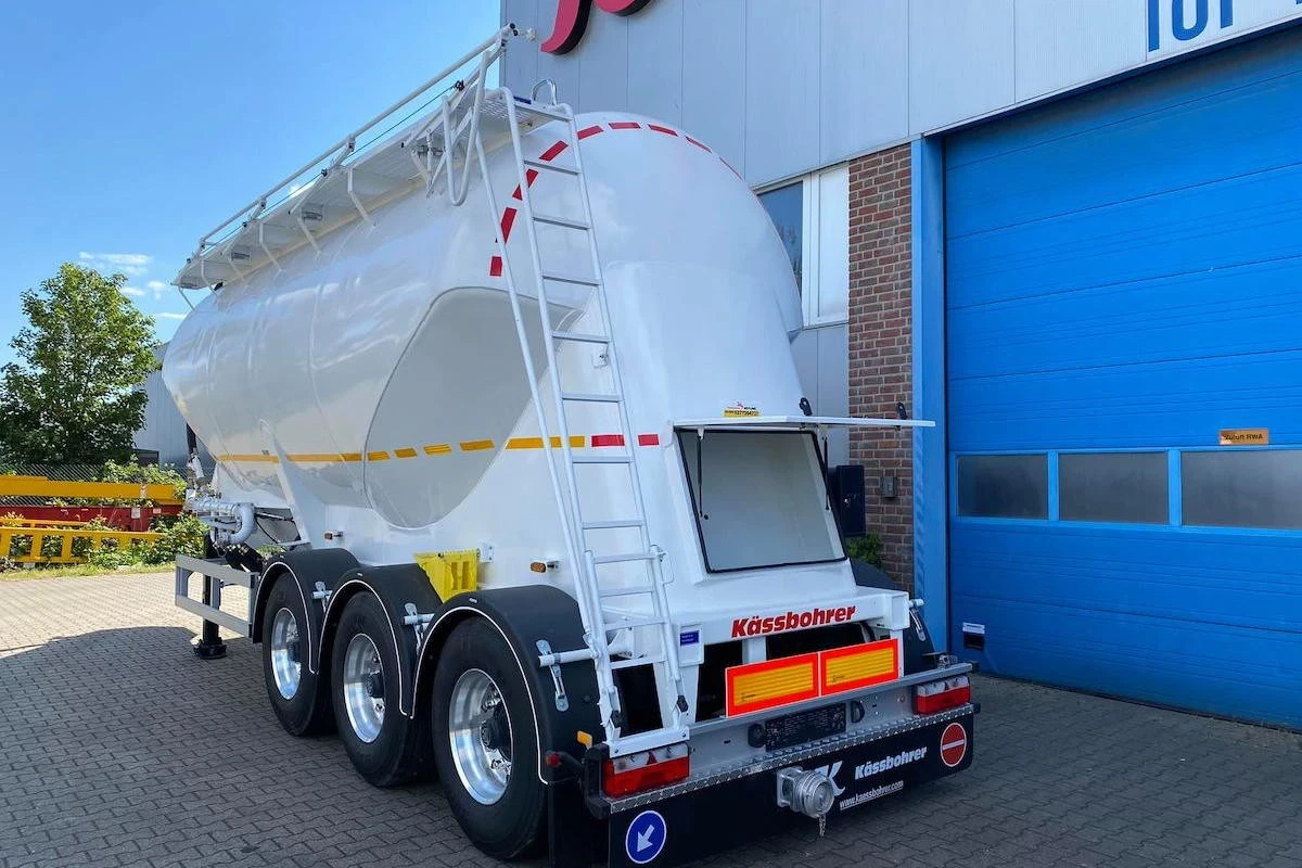  Kaessbohrer     | Mobile.bg   2