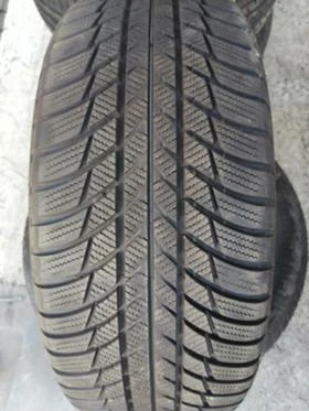Гуми Зимни 225/45R18, снимка 1