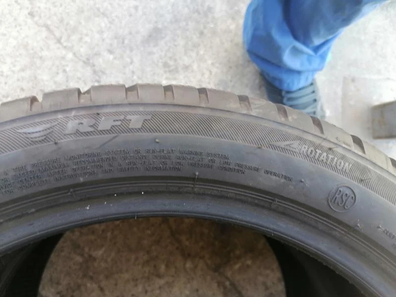 Гуми Зимни 225/45R18, снимка 6 - Гуми и джанти - 29600266