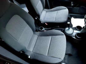 Mitsubishi Colt 1.1i-КЛИМА ! ! ! , снимка 10