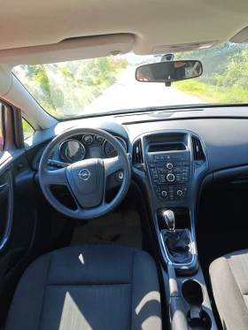 Opel Astra 1.4I НОВ ВНОС, снимка 10