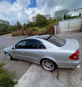 Mercedes-Benz E 320, снимка 2