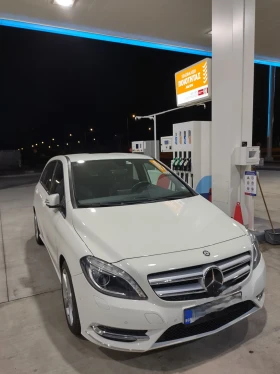 Обява за продажба на Mercedes-Benz B 200 Sports tourer Blue efficiency  ~17 000 лв. - изображение 1