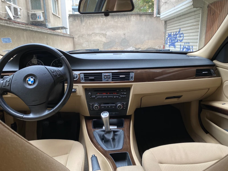 BMW 320 Facelift, снимка 7 - Автомобили и джипове - 47330565