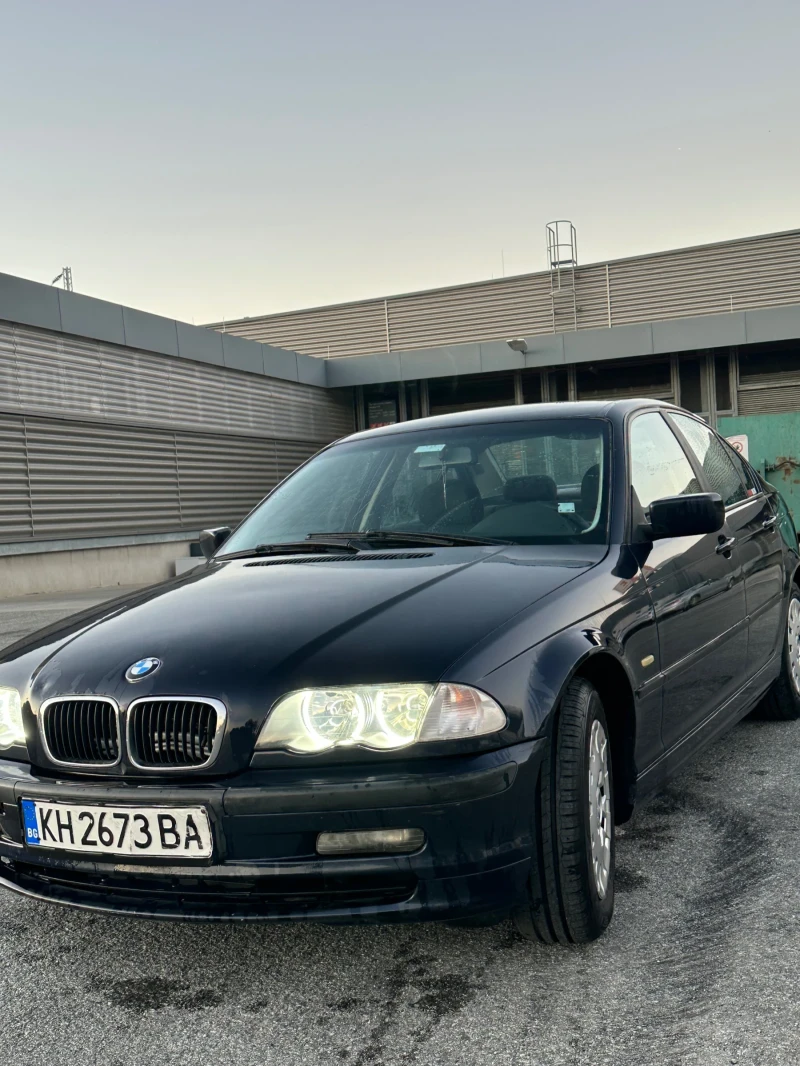 BMW 320, снимка 2 - Автомобили и джипове - 47379663