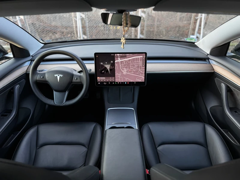 Tesla Model 3 Long Range, снимка 7 - Автомобили и джипове - 48395202