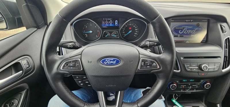 Ford Focus 1.5 Tdci Titanium-120hp, снимка 11 - Автомобили и джипове - 49112951