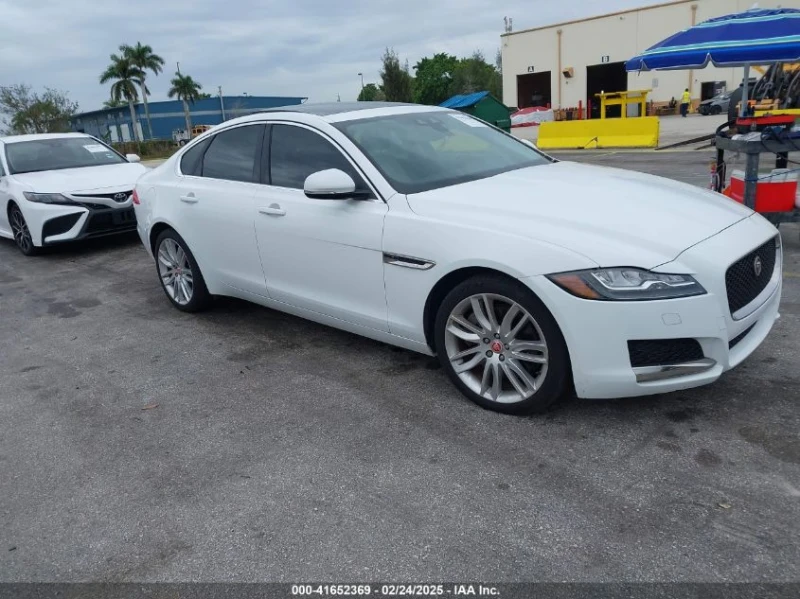 Jaguar Xf 35t Prestige, снимка 3 - Автомобили и джипове - 49360077