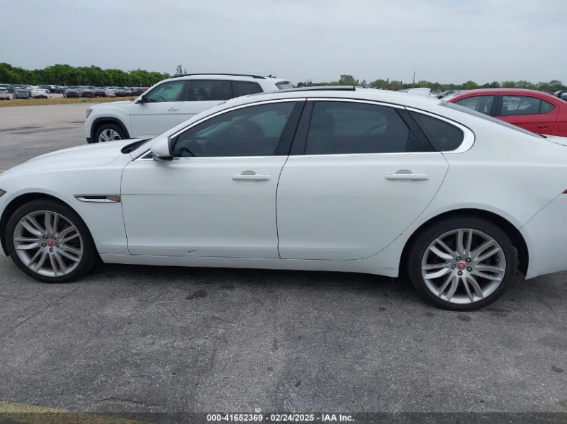 Jaguar Xf 35t Prestige, снимка 4 - Автомобили и джипове - 49360077