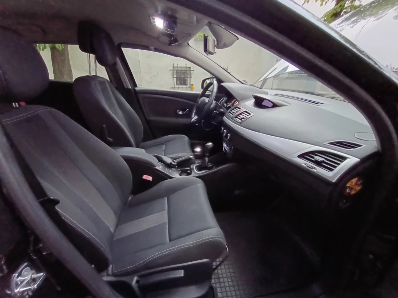 Renault Megane 3, снимка 3 - Автомобили и джипове - 51201867