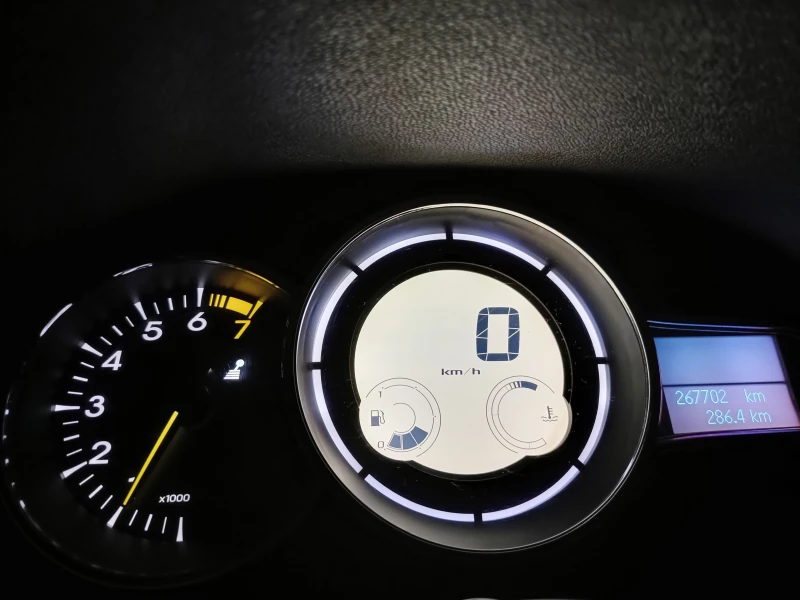 Renault Megane 3, снимка 14 - Автомобили и джипове - 51201867