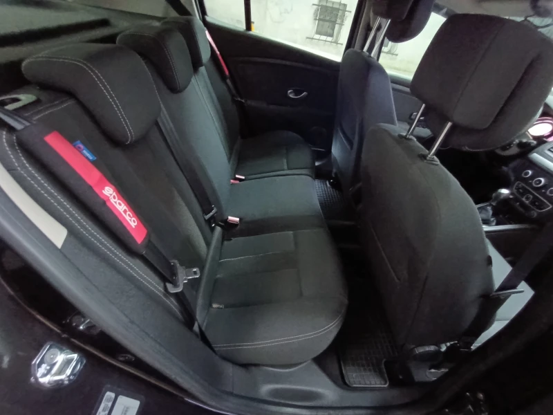 Renault Megane 3, снимка 4 - Автомобили и джипове - 51201867