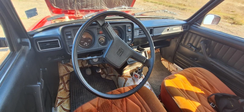 Lada 2105 21051, снимка 9 - Автомобили и джипове - 51580888