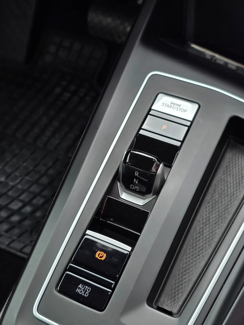 VW Golf, снимка 12 - Автомобили и джипове - 52531454