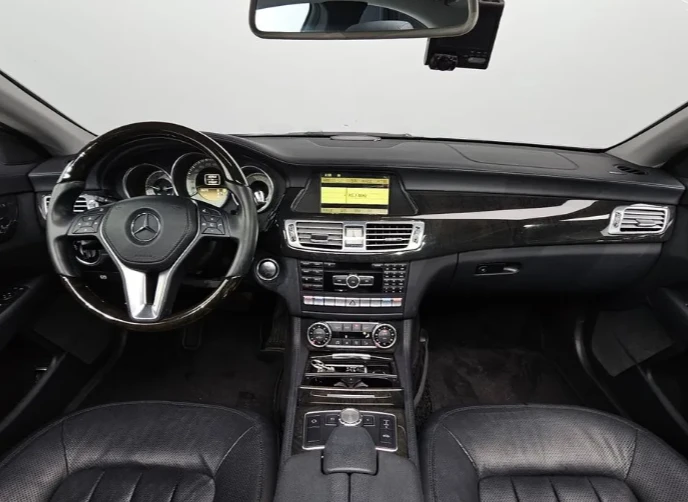 Mercedes-Benz CLS 350  - изображение 7