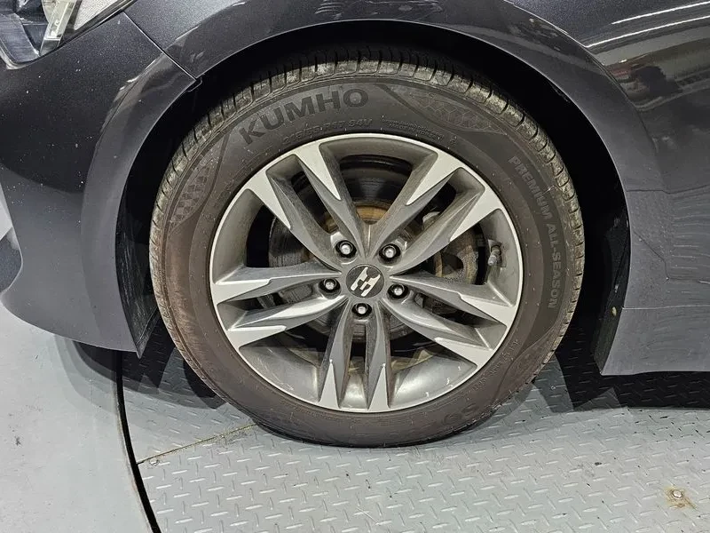 Kia Stinger 2.2 Diesel 2Wd Prime, снимка 5 - Автомобили и джипове - 55016092