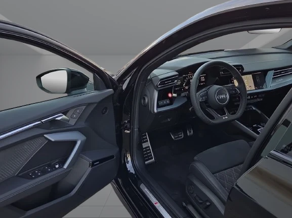 Audi S3 Sportback = Black Optics Plus = Гаранция, снимка 4 - Автомобили и джипове - 55434957