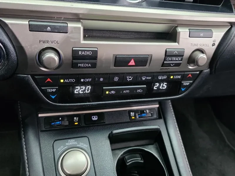 Lexus ES 300H Supreme Xv60, снимка 16 - Автомобили и джипове - 56116097