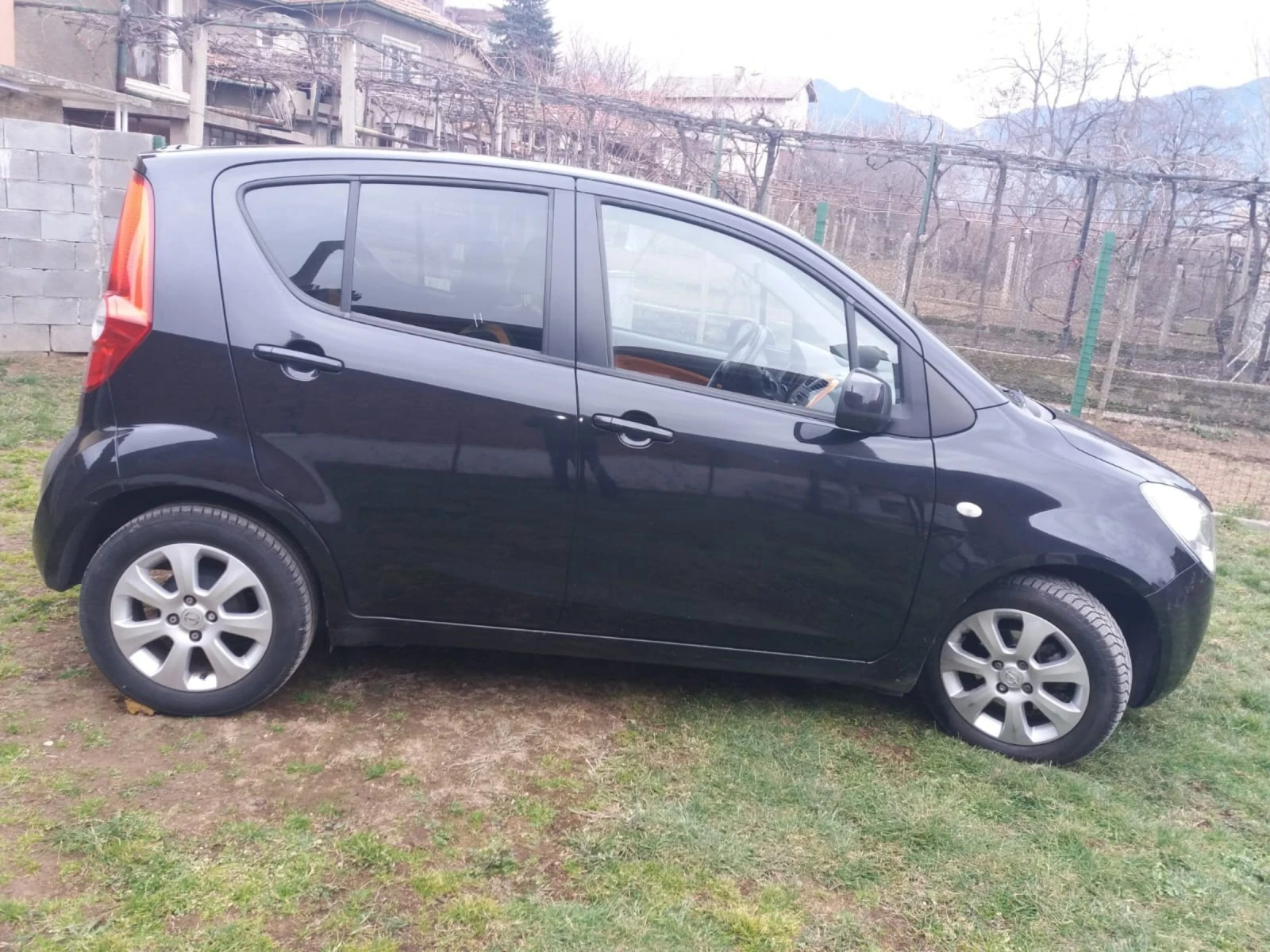 Opel Agila  - изображение 4