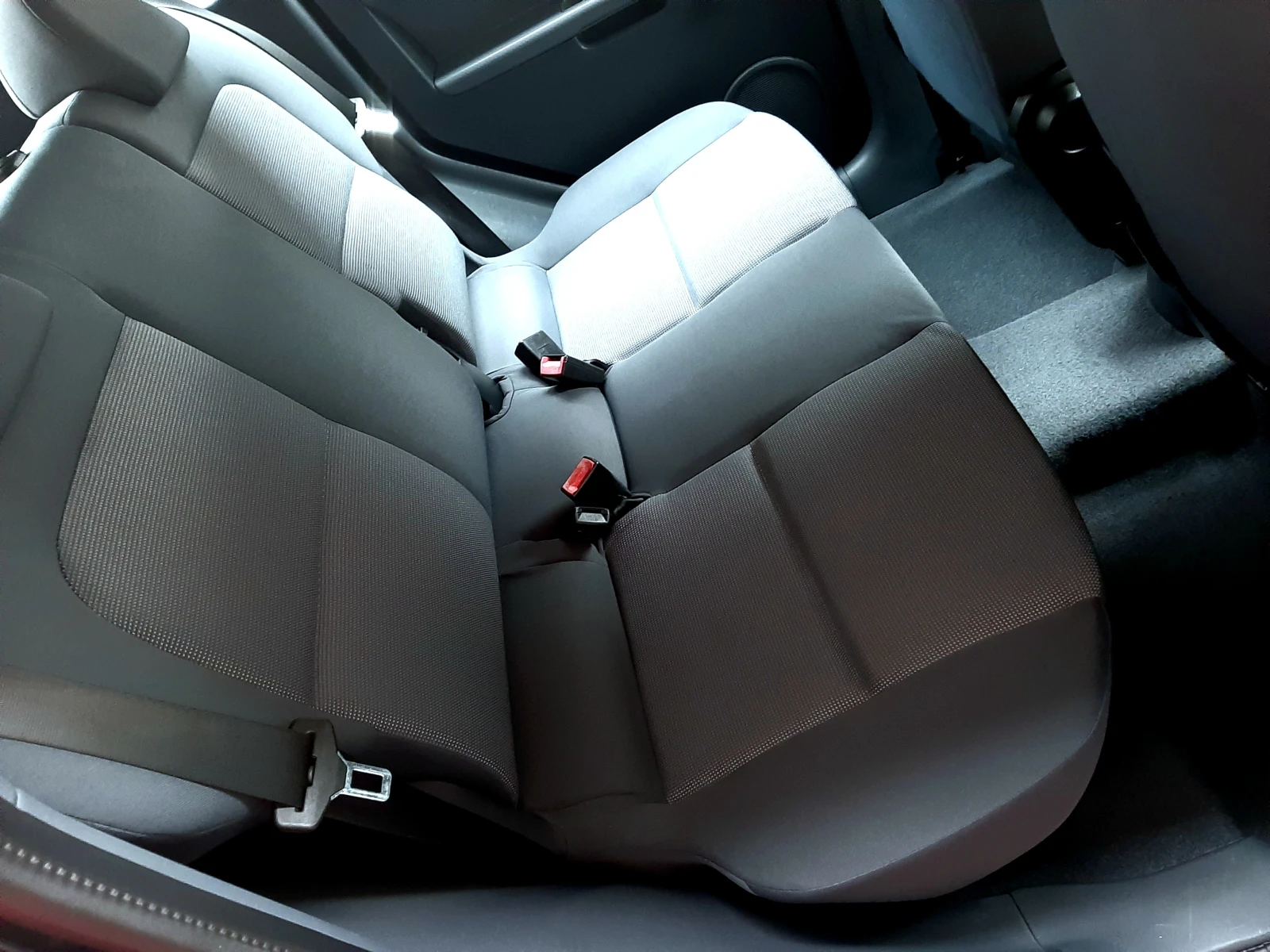 Mitsubishi Colt 1.1i-КЛИМА ! ! !  | Mobile.bg — изображение 15