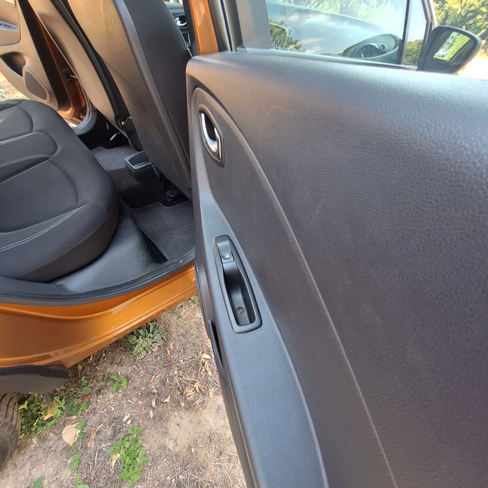 Renault Captur  - изображение 8