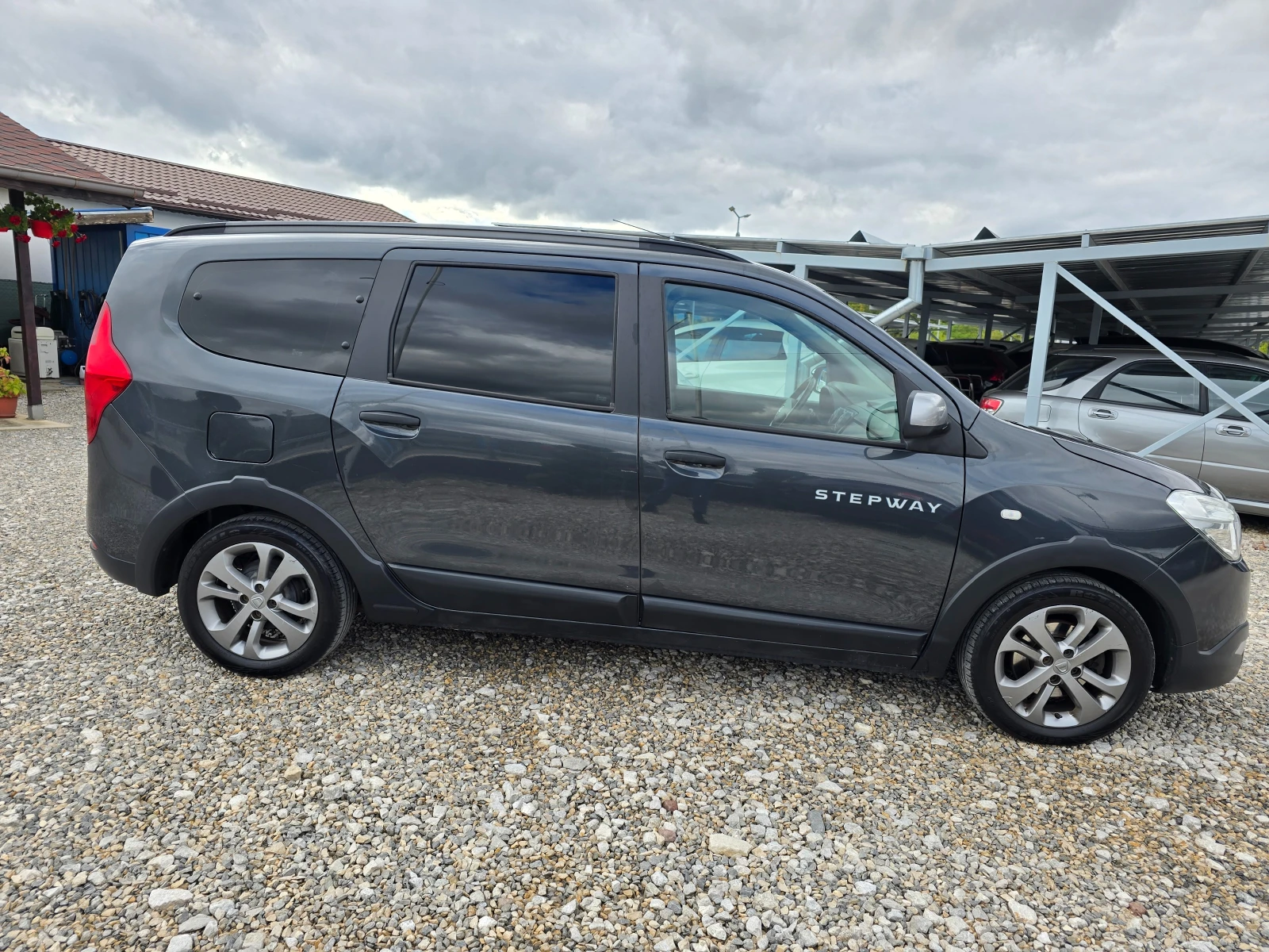 Dacia Lodgy 1, 5 DCI 110кс.STEPWAY !! НАВИГАЦИЯ !! 7 МЕСТА !! - изображение 6