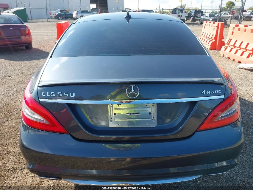 Mercedes-Benz CLS 550 4MATIC| H&K SOUND| HEATED SEATS|  - изображение 6