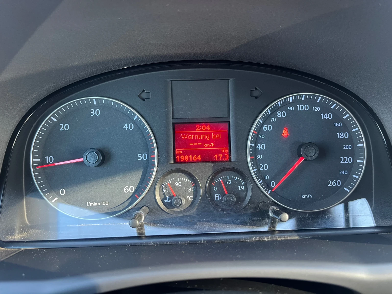 VW Touran 1.9TDI 6+ 1 места - изображение 9