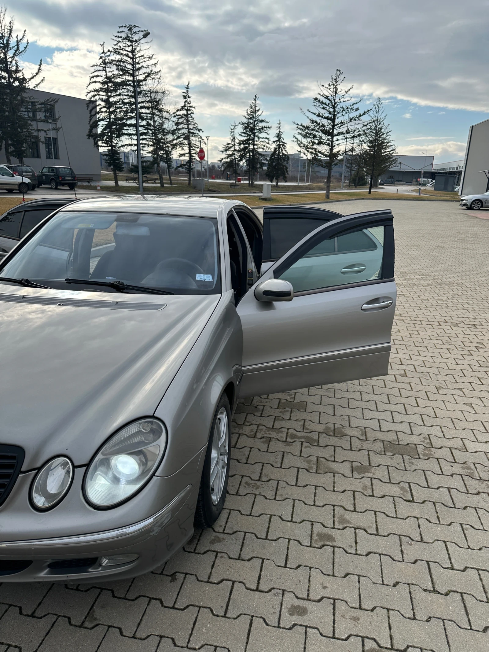 Mercedes-Benz E 220 W211 | Mobile.bg � ����������� 13