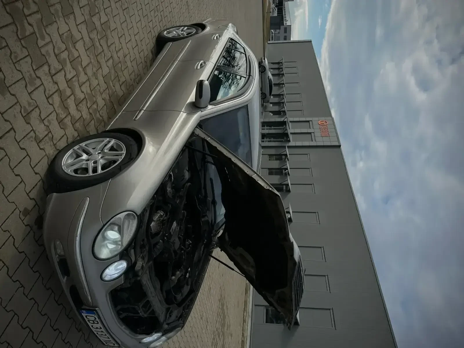 Mercedes-Benz E 220 W211