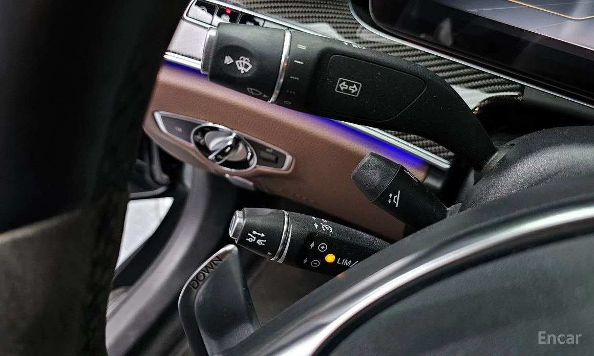 Mercedes-Benz E 63 AMG BURMESTER / 360 КАМЕРИ / PANO / ОБДУХВАНЕ/ HAED UP, снимка 16 - Автомобили и джипове - 54169647