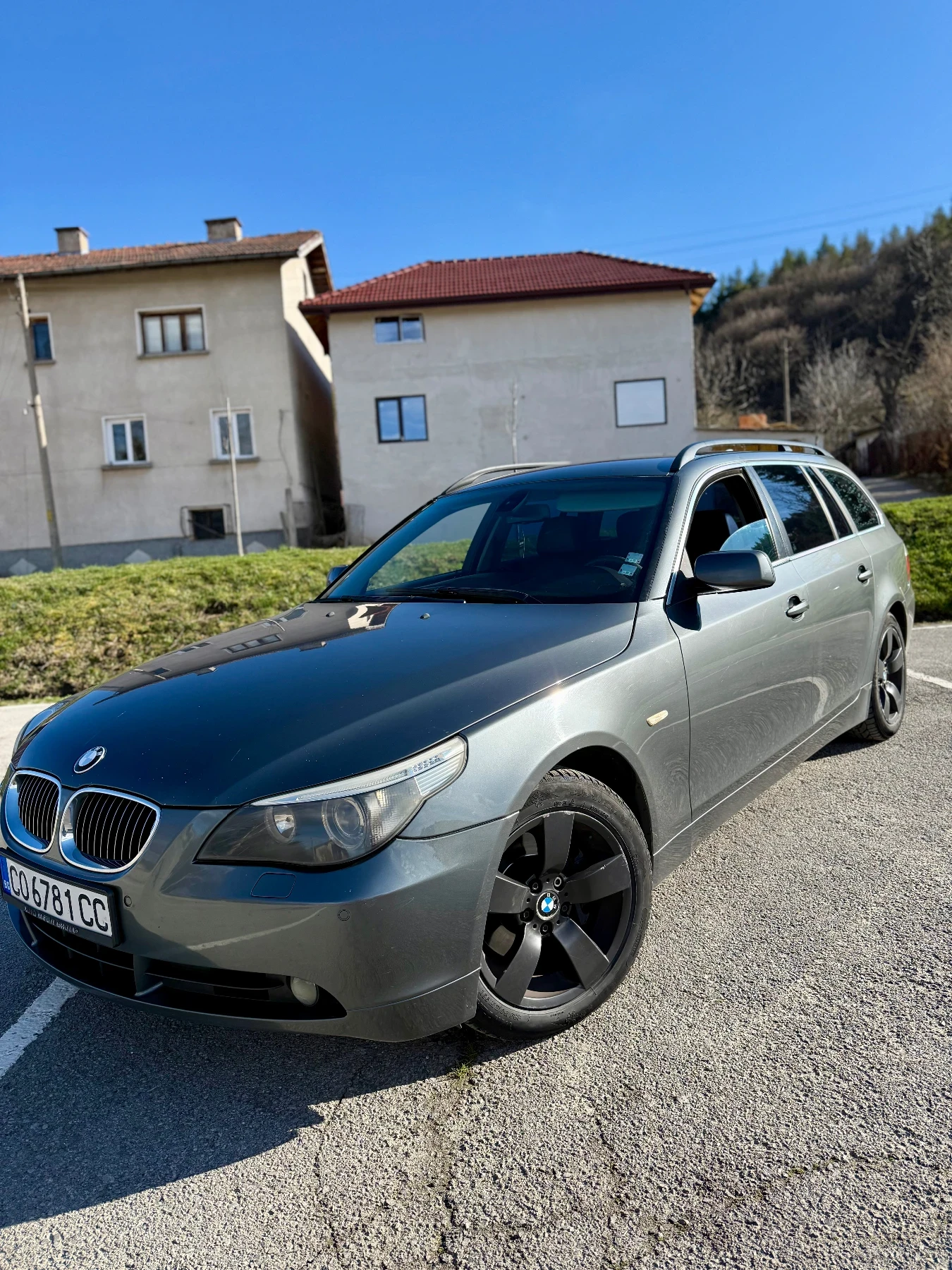 BMW 530 XD* TOP HI-FI* NAVI, снимка 2 - Автомобили и джипове - 54177861