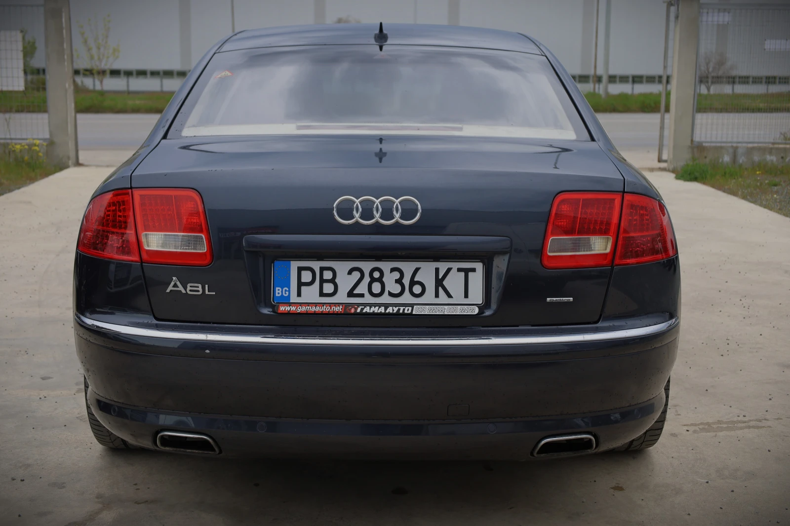 Audi A8 ГАЗ/БЕНЗИН W12 long, снимка 2 - Автомобили и джипове - 54270504
