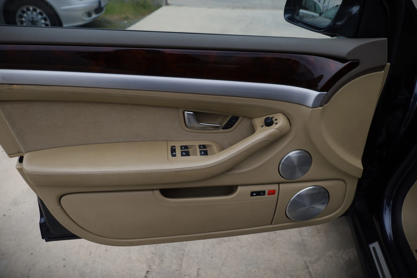 Audi A8 ГАЗ/БЕНЗИН W12 long, снимка 9 - Автомобили и джипове - 54270504