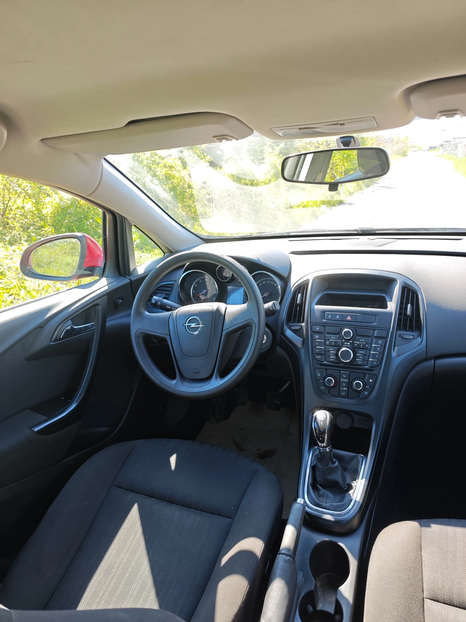 Opel Astra 1.4I НОВ ВНОС, снимка 6 - Автомобили и джипове - 54368839