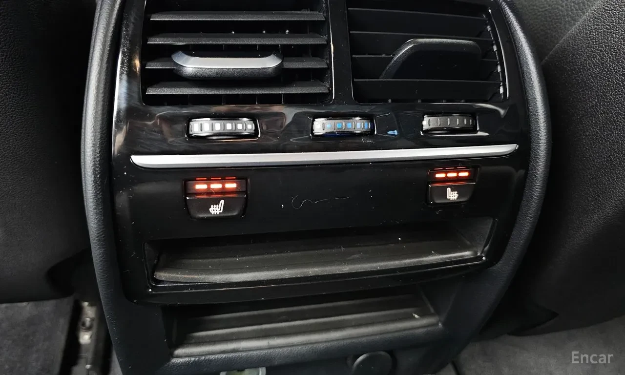 BMW 530 G30 530i xDrive, снимка 16 - Автомобили и джипове - 54749452
