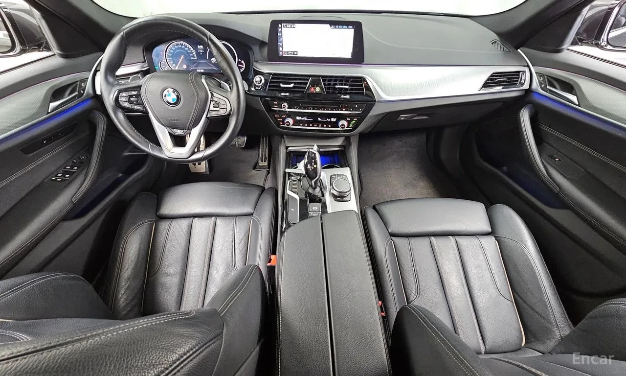 BMW 530 G30 530i xDrive, снимка 7 - Автомобили и джипове - 54749452