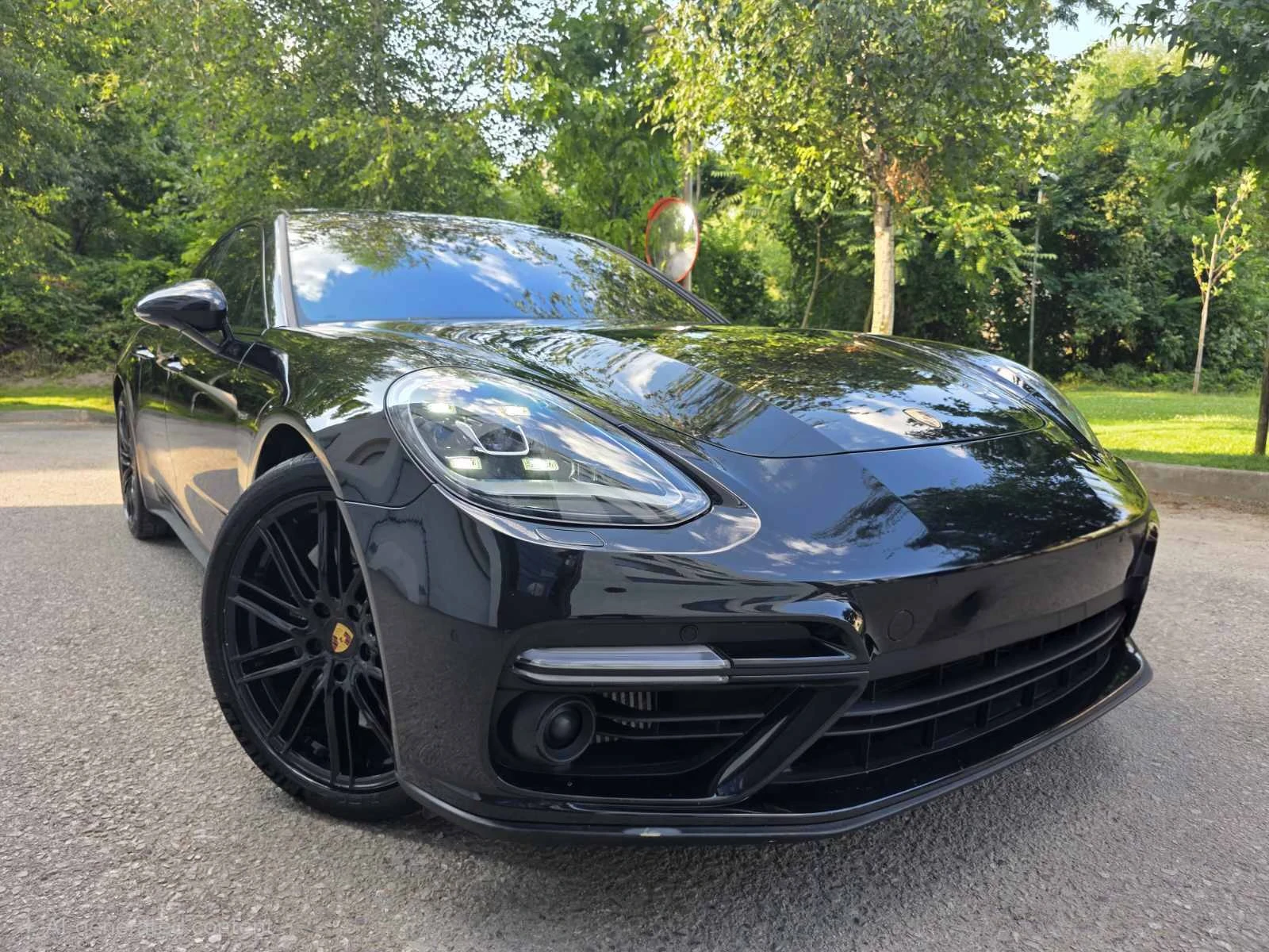 Porsche Panamera TURBO