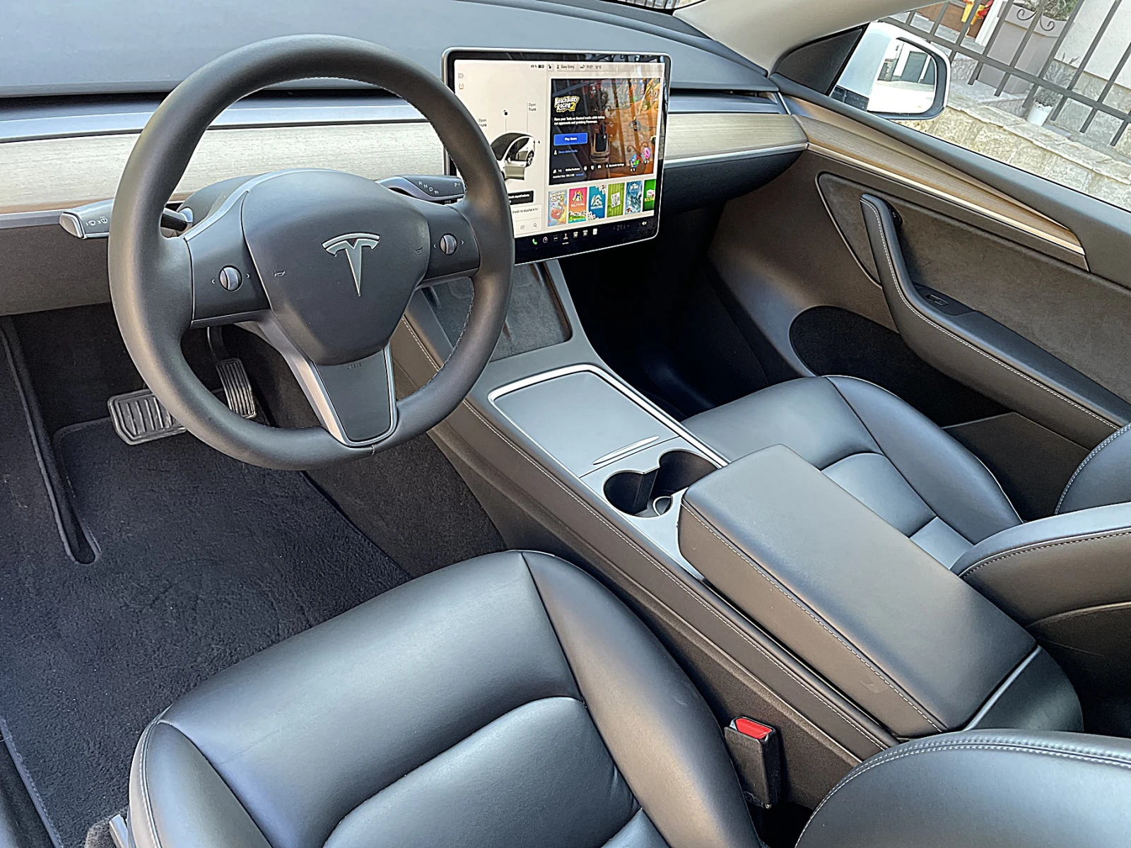 Tesla Model Y Long Range 4x4 Европейска Гаранция, снимка 11 - Автомобили и джипове - 55603936