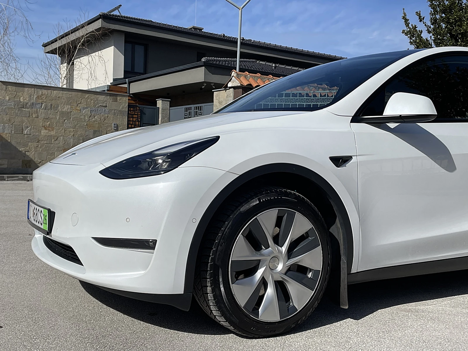 Tesla Model Y Long Range 4x4 Европейска Гаранция, снимка 5 - Автомобили и джипове - 55603936