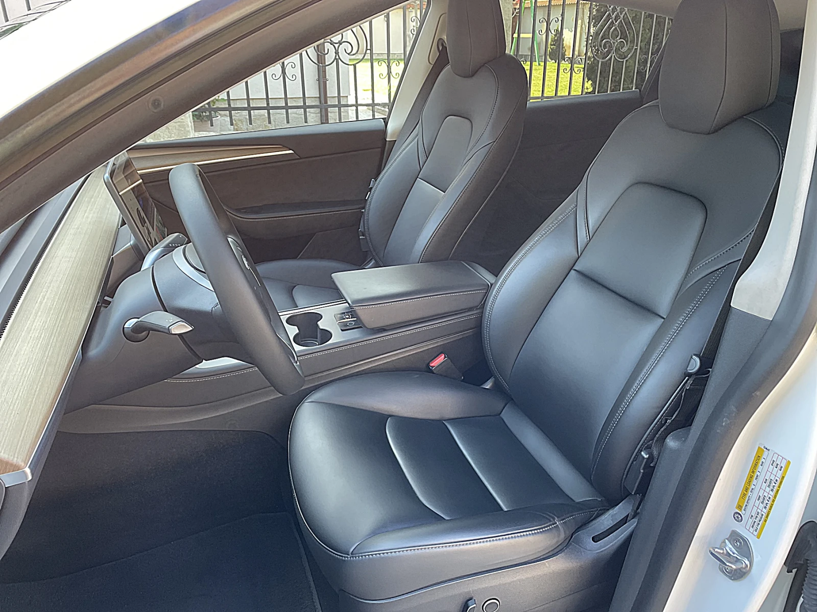 Tesla Model Y Long Range 4x4 Европейска Гаранция, снимка 10 - Автомобили и джипове - 55603936