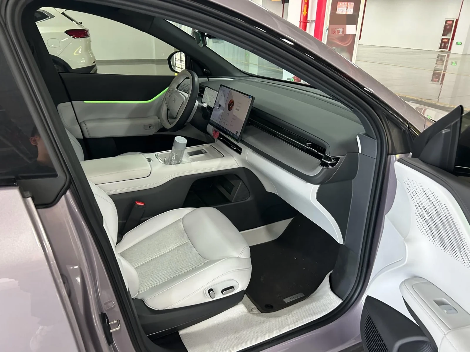 Xpeng G6 RWD 68.5kWh Max Tech Edition, снимка 9 - Автомобили и джипове - 55995074