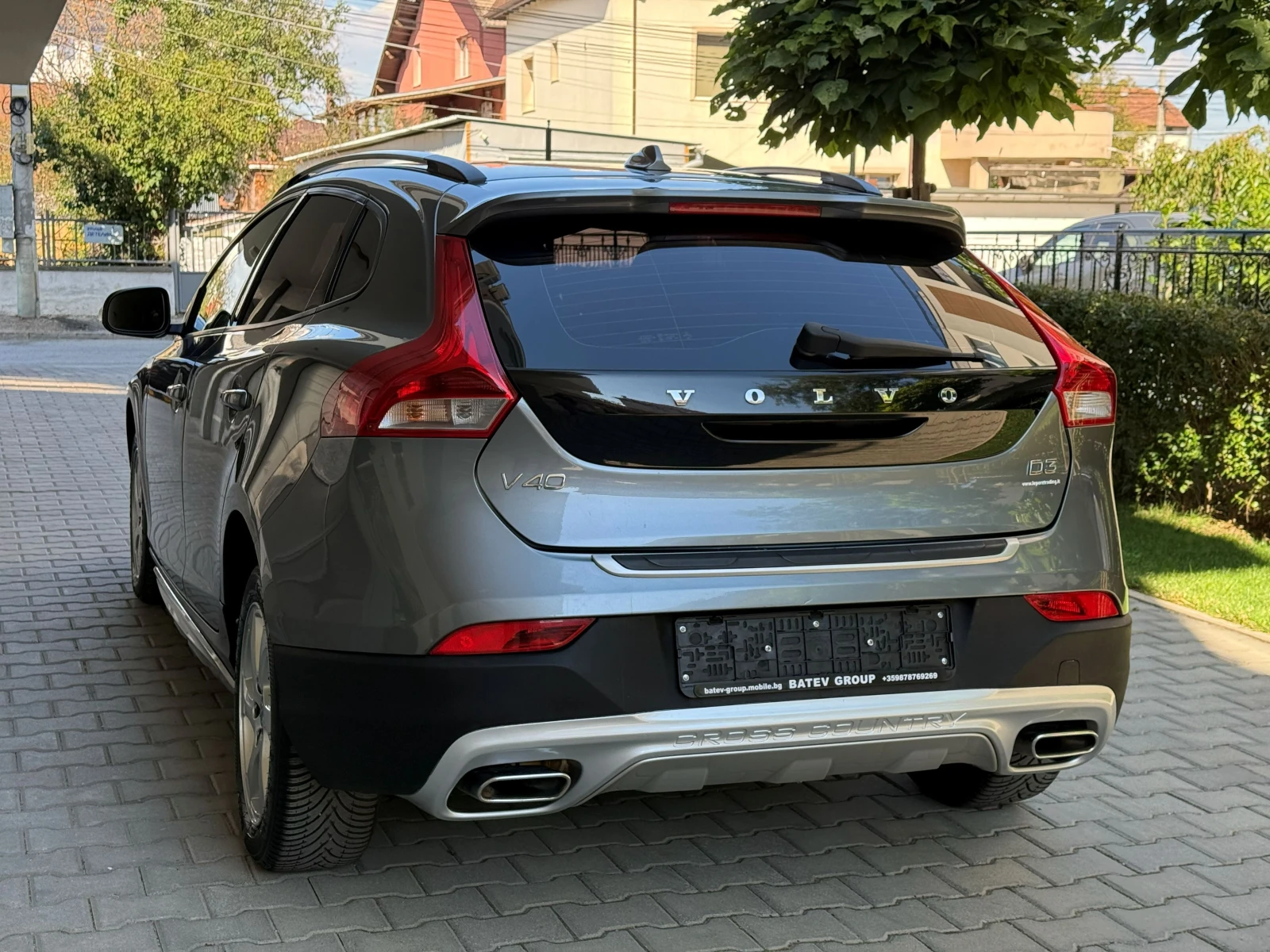 Volvo V40 Cross-Country-2.0D-AVTOMAT-150к.с-ШВЕЙЦАРИЯ, снимка 7 - Автомобили и джипове - 56120636