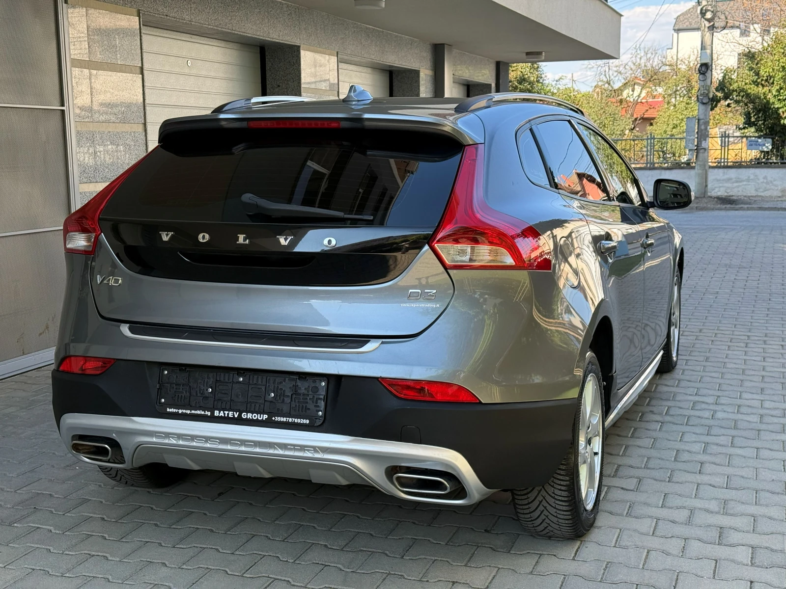 Volvo V40 Cross-Country-2.0D-AVTOMAT-150к.с-ШВЕЙЦАРИЯ, снимка 5 - Автомобили и джипове - 56120636