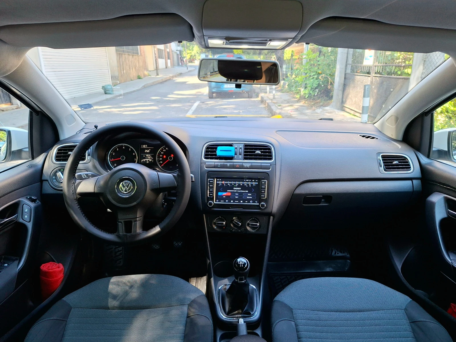 VW Polo 1.2 12V, снимка 9 - Автомобили и джипове - 56136723