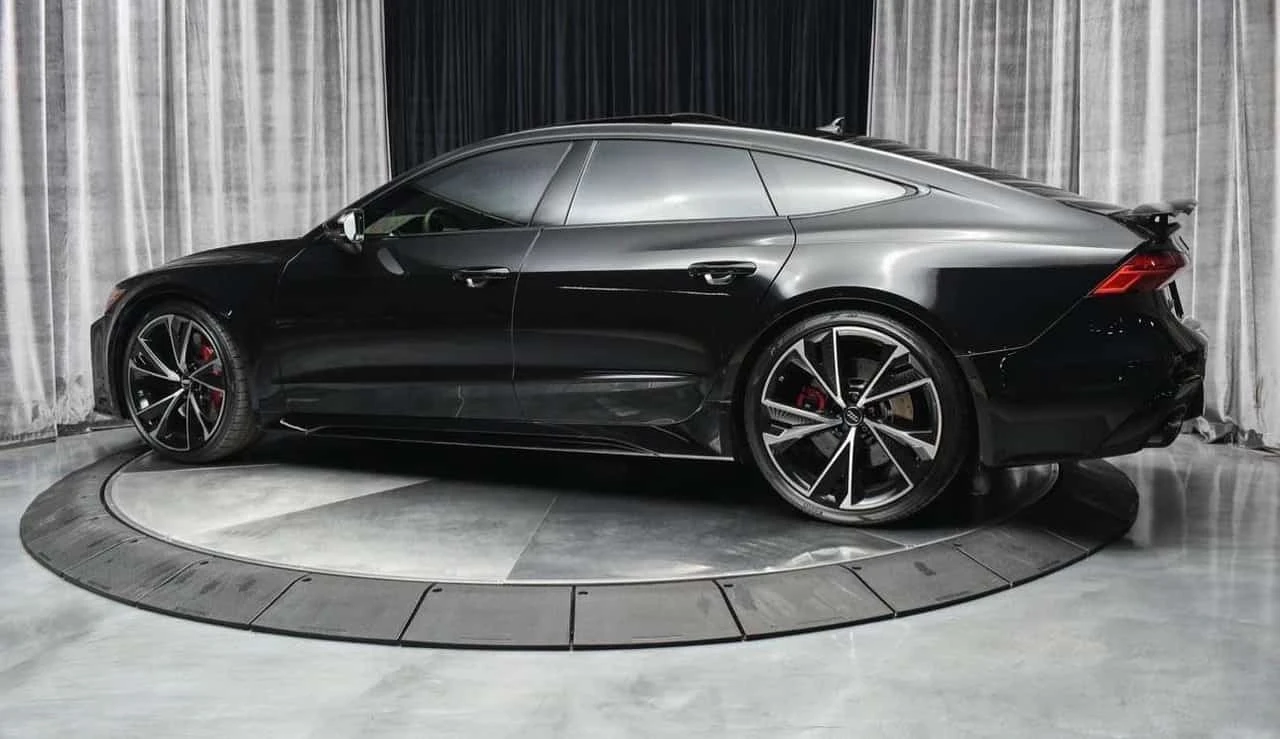 Audi Rs7 / ЦЕНА ДО БЪЛГАРИЯ С ВСИЧКИ ТАКСИ /, снимка 2 - Автомобили и джипове - 56175911